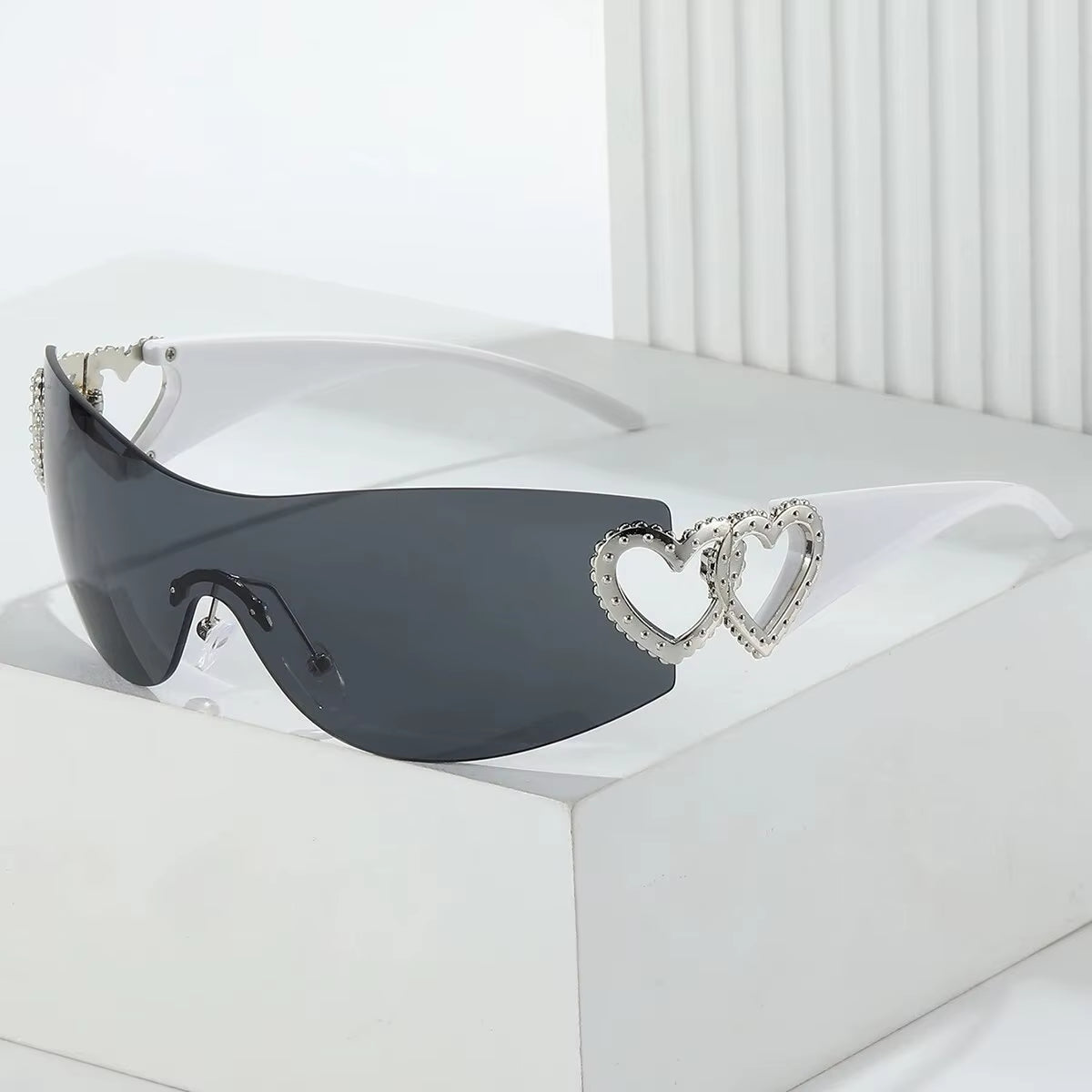 Fashion Sunglasses Heart Design (UV400)