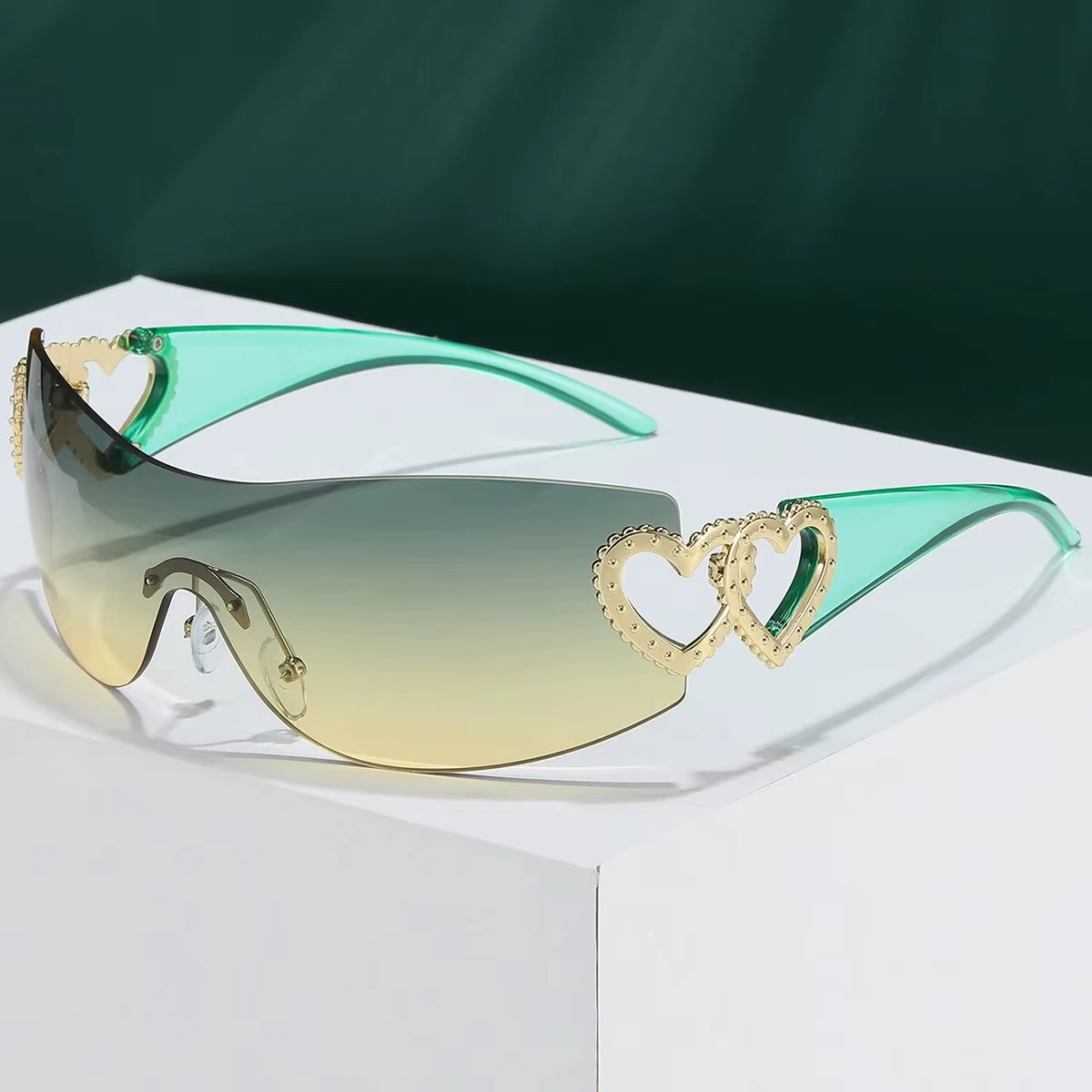 Fashion Sunglasses Heart Design (UV400)